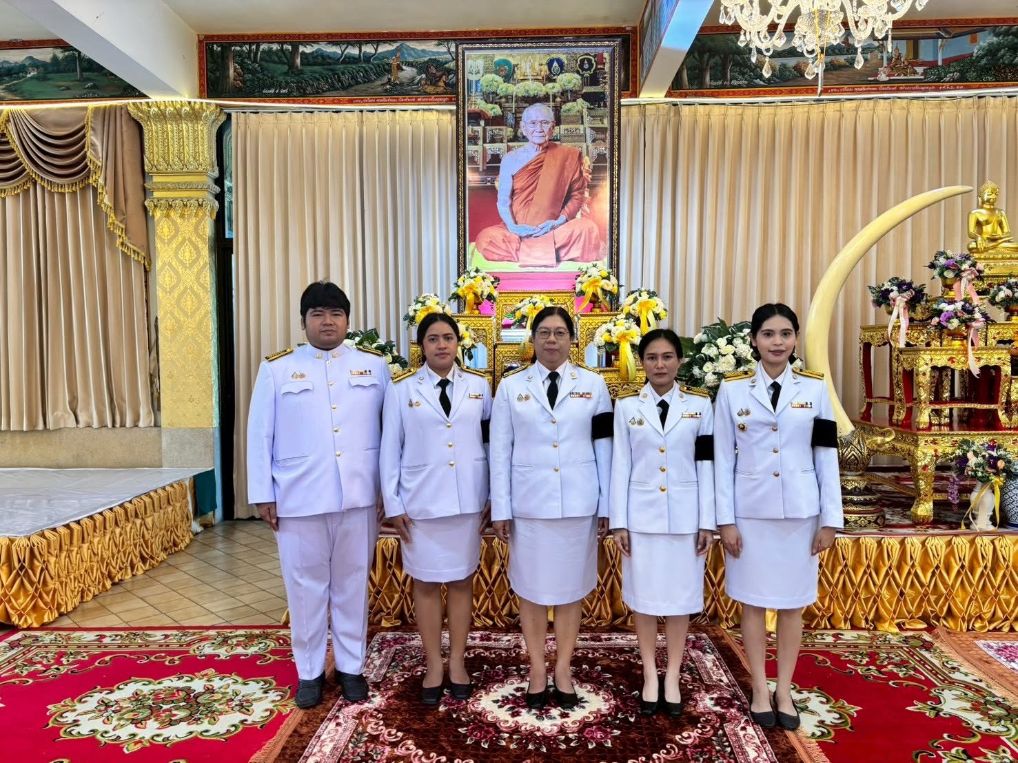 สพอ.บ้านบึง จ.ชลบุรี ร่วมงานพิธีเจริญพระพุทธมนต์และทำบุญตักบาตร เนื่องในงานฉลองพระชนมายุ 99 พรรษา สมเด็จพระอริยวงศาคตญาณ สมเด็จพระสังฆราช สกลมหาสังฆปรินายก